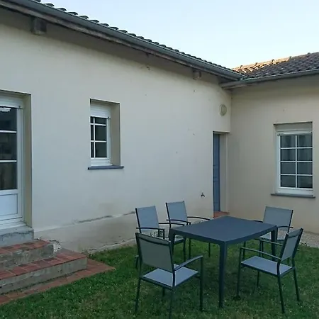 Bienvenue A La Casa T3. Au Coeur Du Village *** شقة جيفاومونتجيفومون شامبوبير